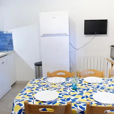 Villa Beautiful Villa With Pool In Sainte-Maxime *